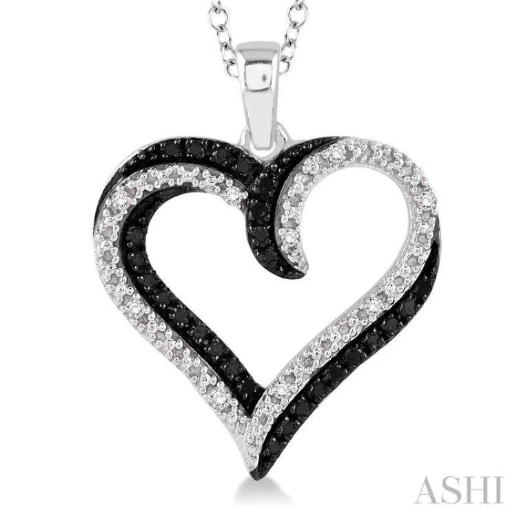 1/4 Ctw White and Black Diamond Heart Pendant in Sterling Silver with Chain