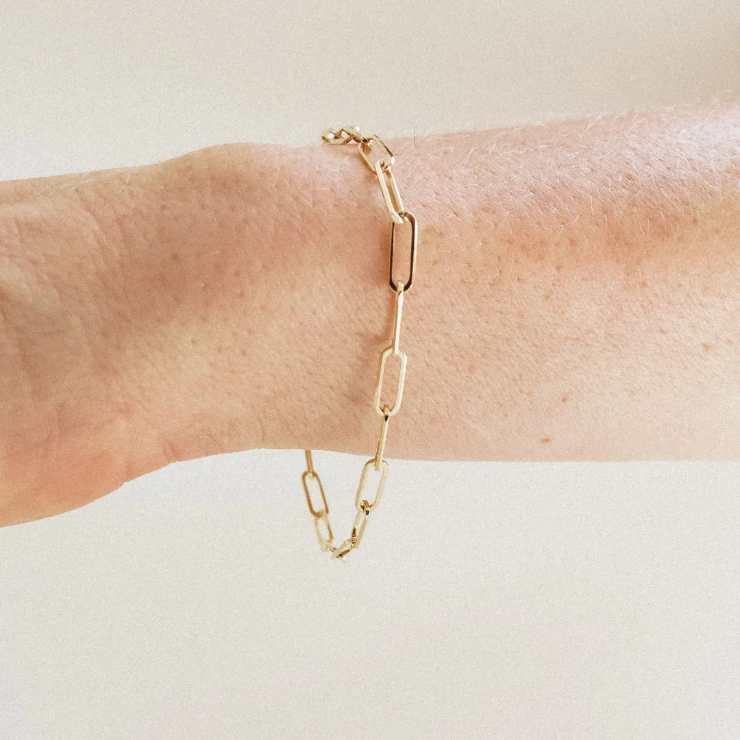 9ct Gold Paperclip Bracelets