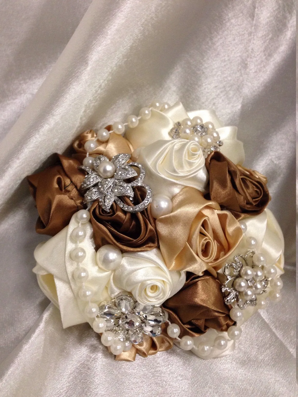 Bridesmaid bouquet ,Crystal pearl brooch bouquet, bridesmaid wedding flowers