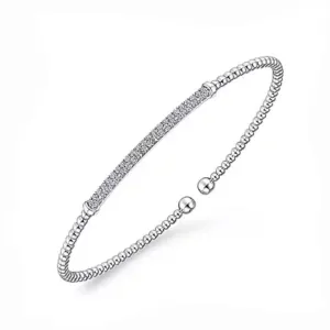 Bujukan Pave Diamond Bar Bracelet White Gold