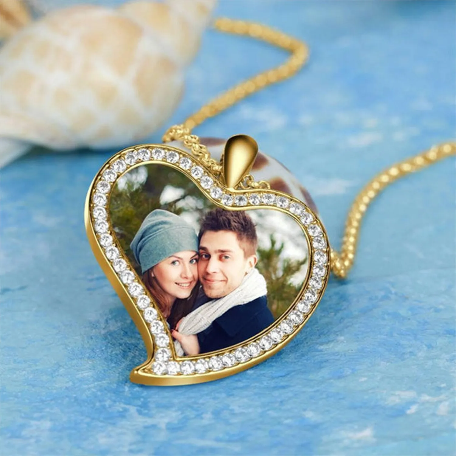 Custom Made Photo Necklace Pendant Hip Hop Heart-shaped Necklace Iced Out Cubic Zircon Jewelry