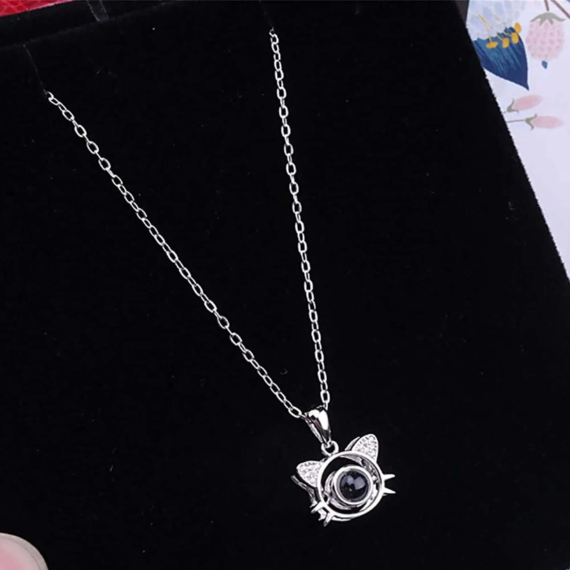 Cute Cat Shaped Projection Pendant Personalized Custom Photo Name Necklace