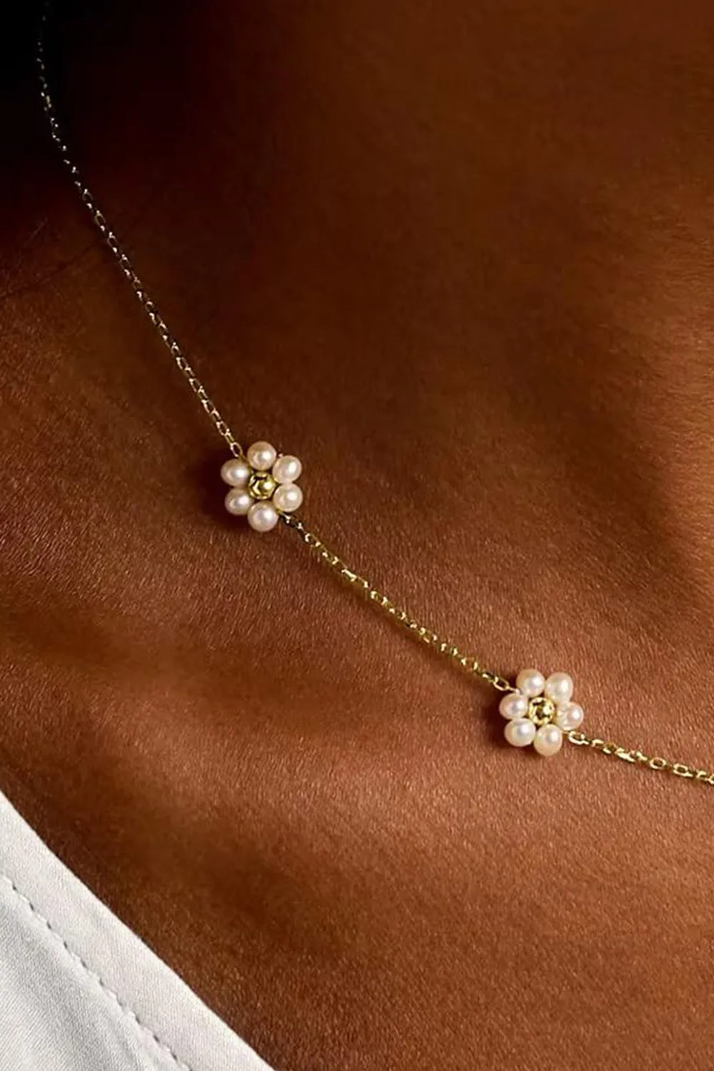 Daisy Pearl Necklace