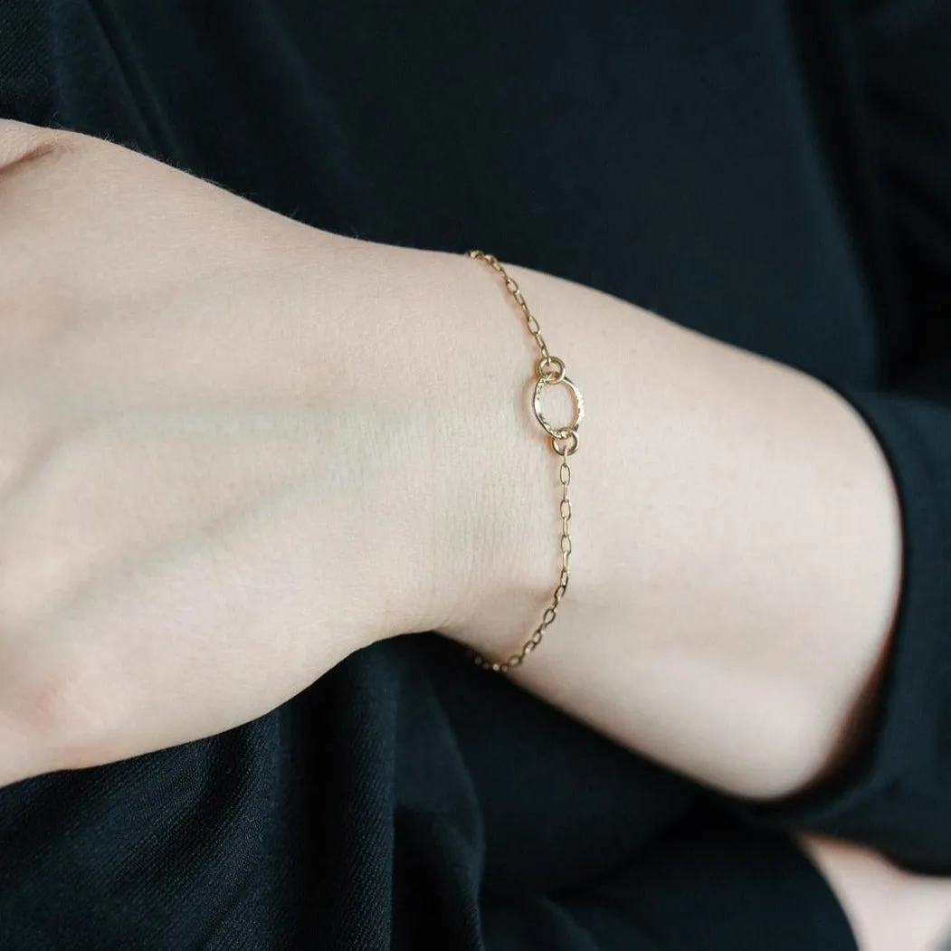 Gold Filled Molten Circle Bracelet (2 Sizes)