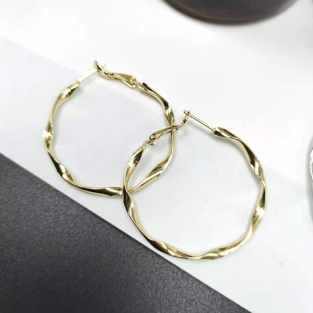 just-lil-things-hoop-earring-gold-earring-jlt10560