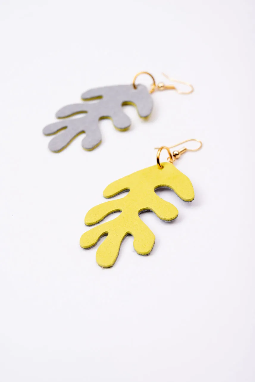 Leather organic leaf shaped earrings CORAIL model