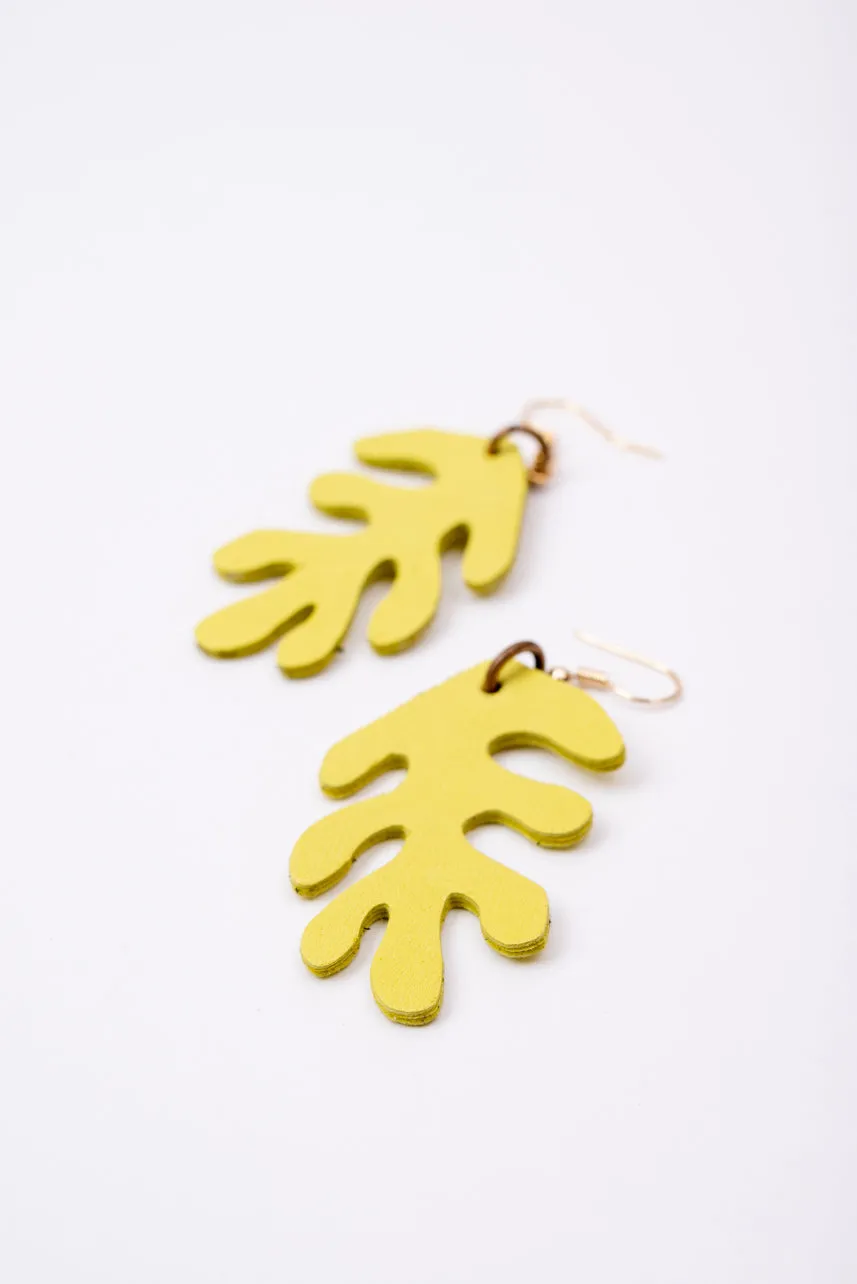 Leather organic leaf shaped earrings CORAIL model