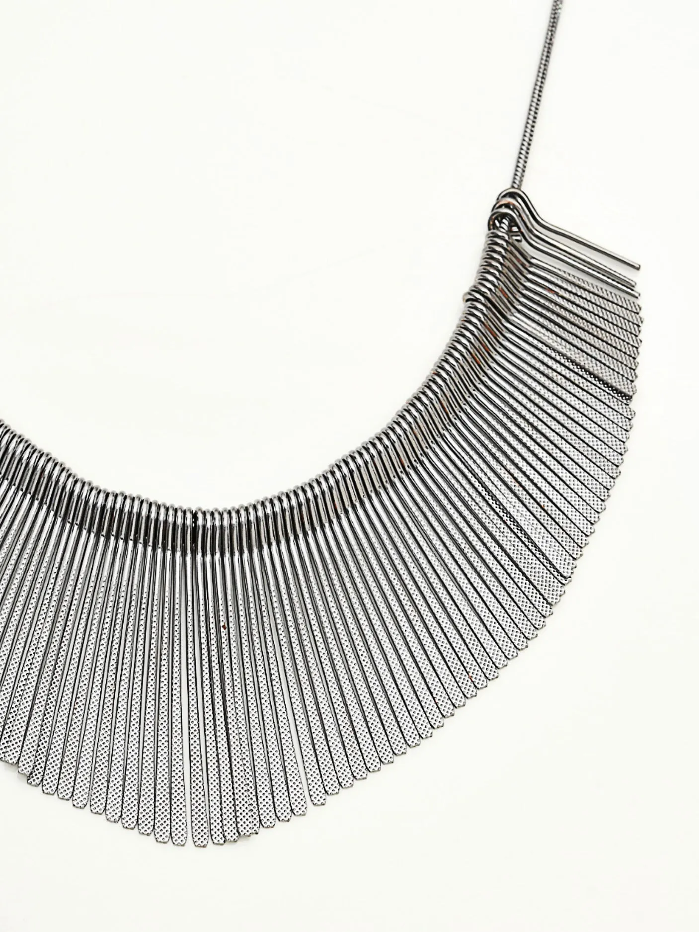 Metallic Bars Necklace