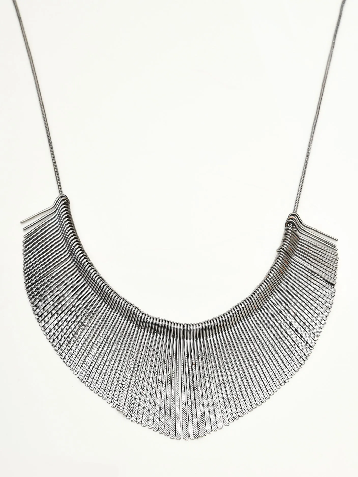 Metallic Bars Necklace