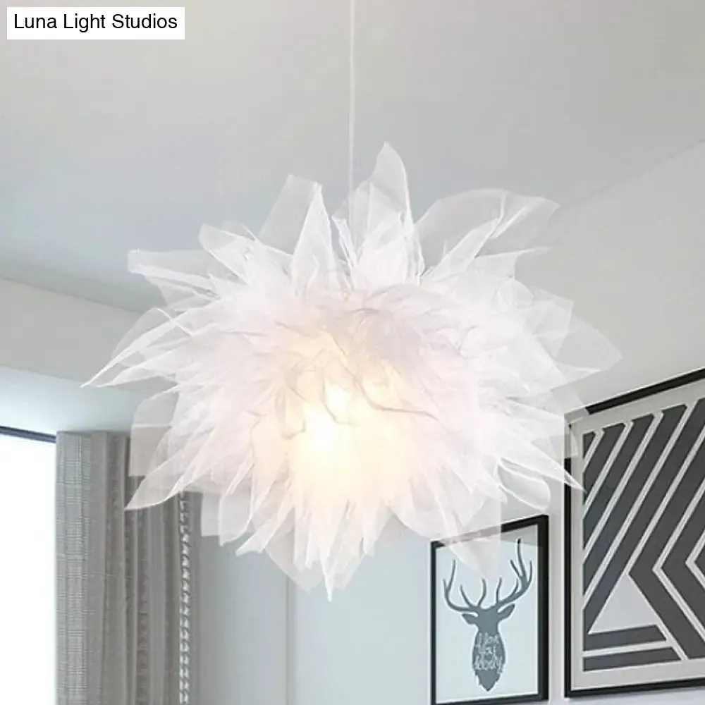 Modern Blossom Hanging Ceiling Lamp - Hand-Sewn Cotton Yarn. 1 Light - Bedroom Lighting in White/Pink