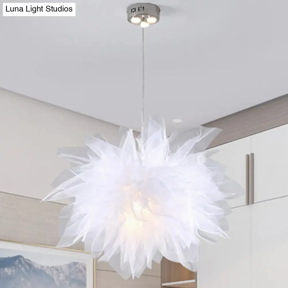 Modern Blossom Hanging Ceiling Lamp - Hand-Sewn Cotton Yarn. 1 Light - Bedroom Lighting in White/Pink