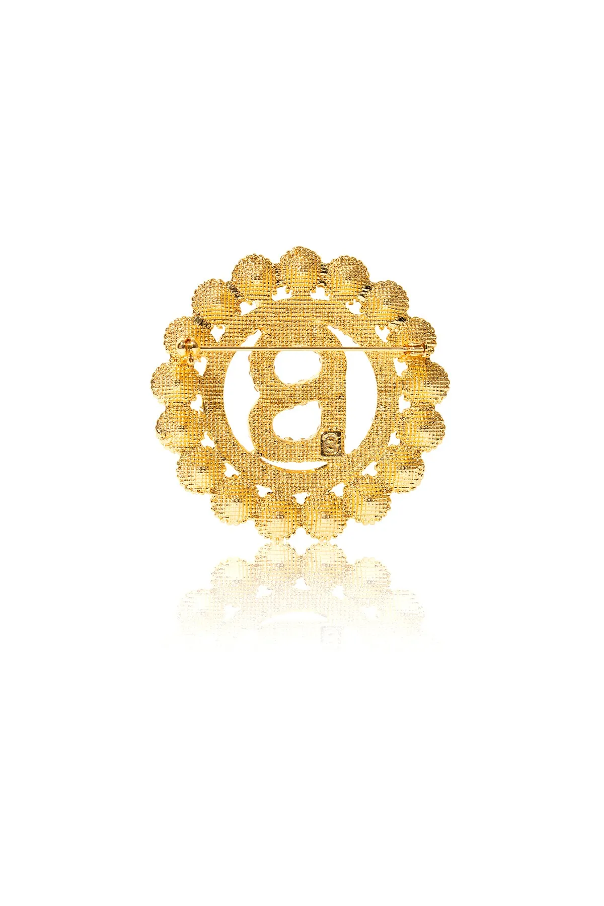 Sara Brooch - Golden