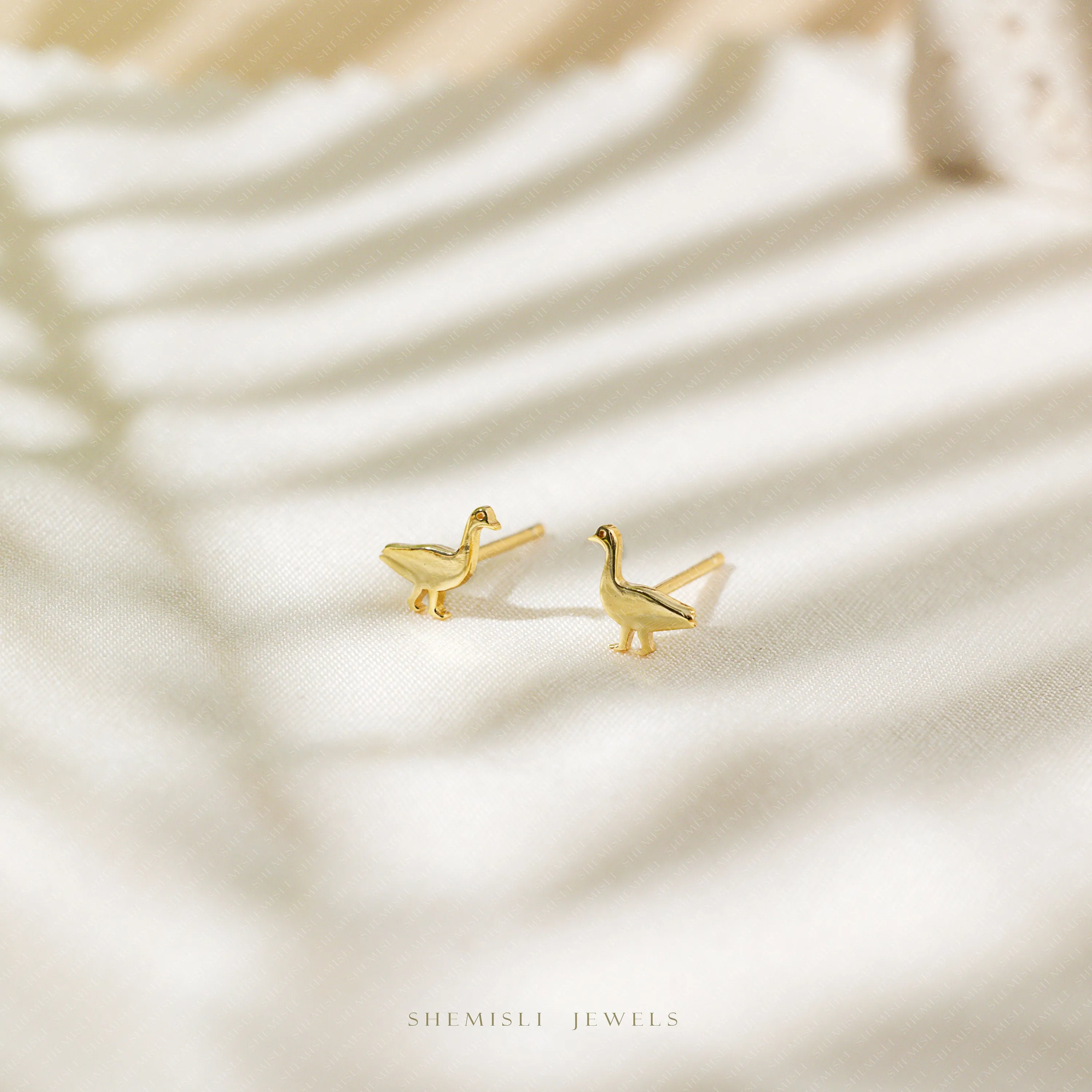 Tiny Duck, Goose, Bird Studs Earrings, Unisex, Gold, Silver SHEMISLI SS879 Butterfly End, SS880 Screw Ball End (Type A) LR