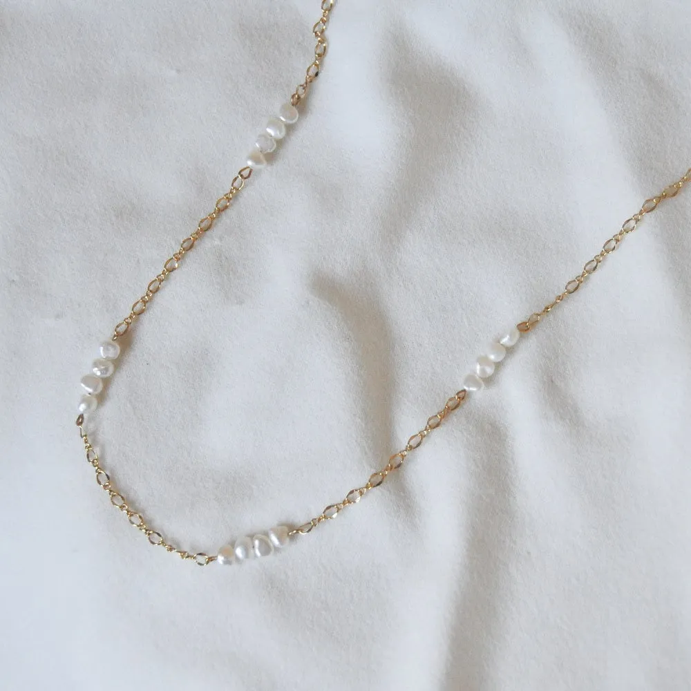 Twisted Pearl Necklace